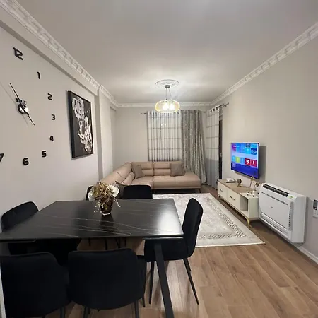 شقة Kasim Cozy - Near Airport Tirana Ljaknasi