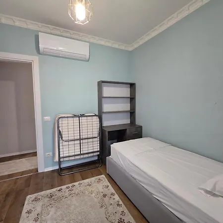 Kasim Cozy - Near Airport Tirana * Ljaknasi