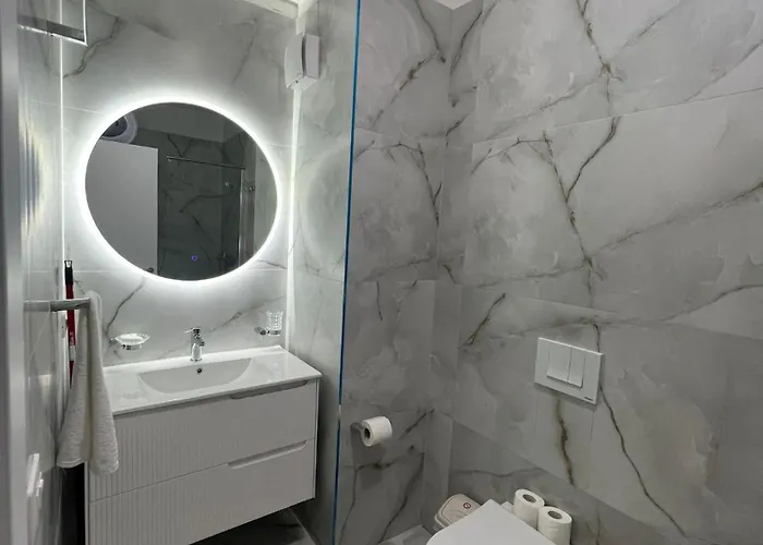 Kasim Cozy - Near Airport Tirana 公寓